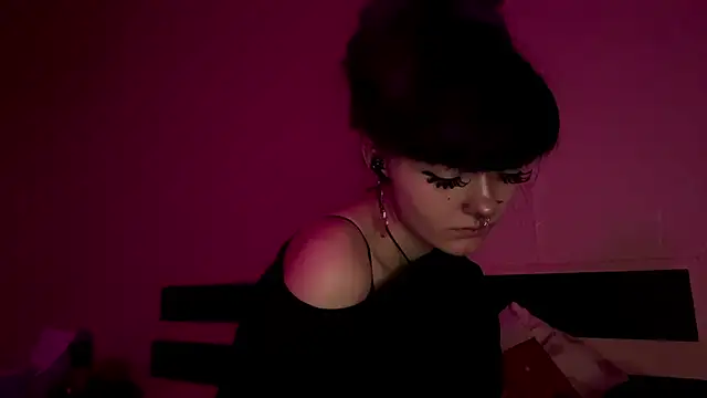HolyCute webcam