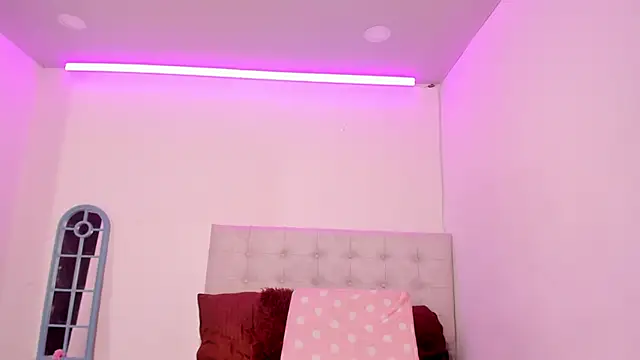 elli_scott_1 webcam