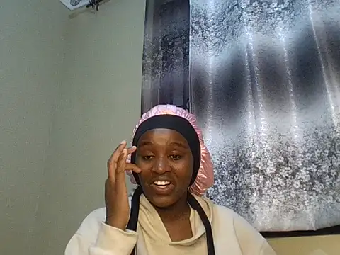 Prettygodess1 webcam