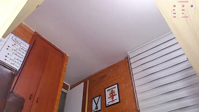 salome-sw - Salome-sw's free webcam - UK Sex Cams