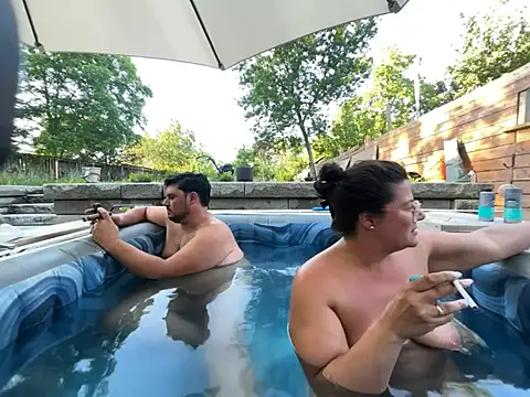 madamebeton (G milf) - Finger pussy and squirt
