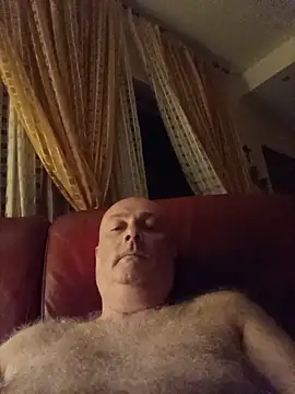 Alexis_Bull
