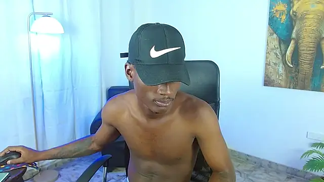alexaandro18 webcam