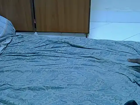 icy_pearl webcam