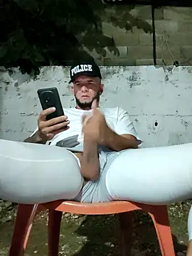 PIGHIGHDIRTY_p0 webcam
