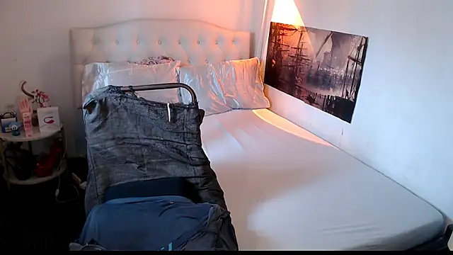 NinaDOM4CUM webcam