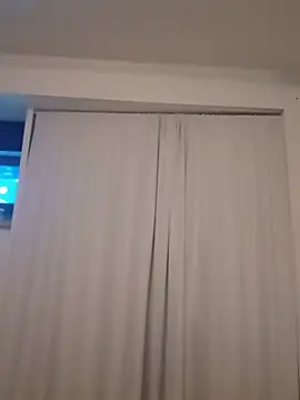 EZs_FuKRoOm webcam