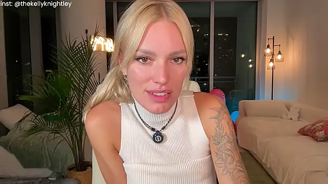 Ohbabykelly live cam on StripChat