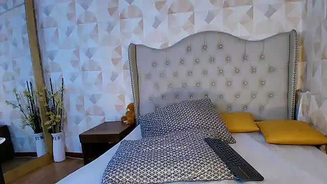 Sofia_Blosom webcam