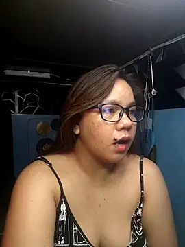 ambersmile - Ambersmile's free webcam - UK Sex Cams