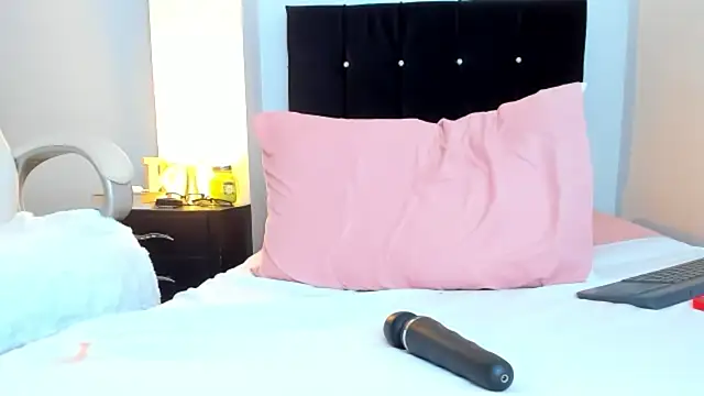 kathyajhonss webcam