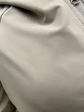 okgirl_23 webcam
