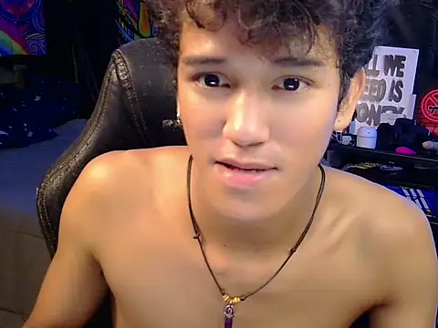 hugekenbigcock webcam