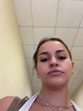 AngelinaTeller live sex cam