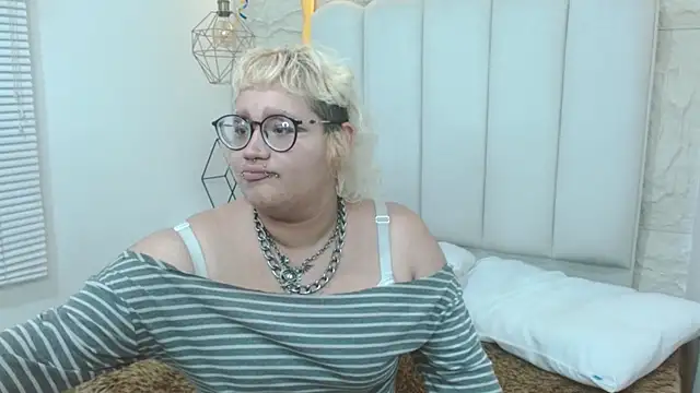 Echypyon_ webcam