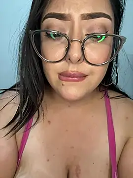 MileyGia webcam