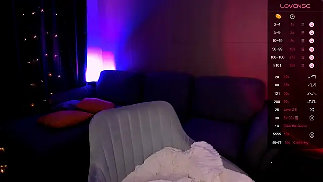 AnyaTaylor_ webcam