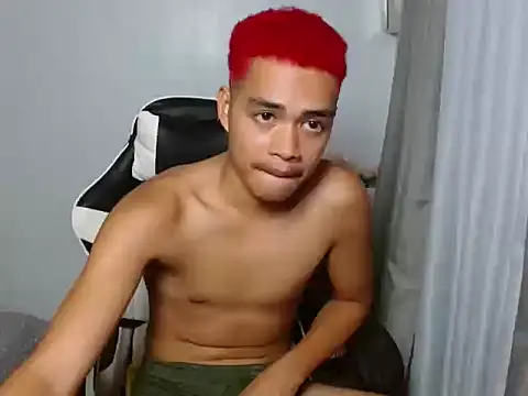 curlyasian_njxx