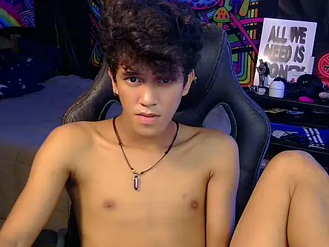 hugekenbigcock live sex cam