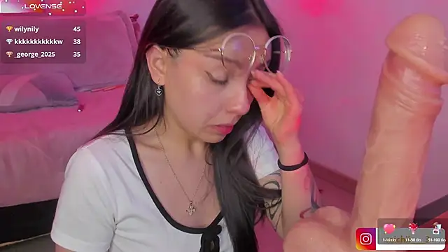 kitty_patitas_suavesss webcam