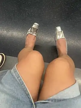 yimisun01 live sex cam