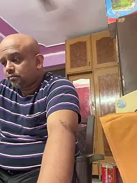 Dick_6inches_Delhi webcam
