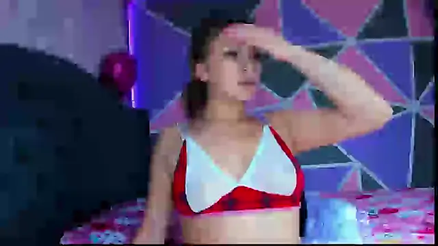 Emmily_Walker webcam