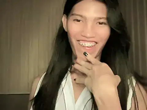 Yourgoddess_jayve webcam