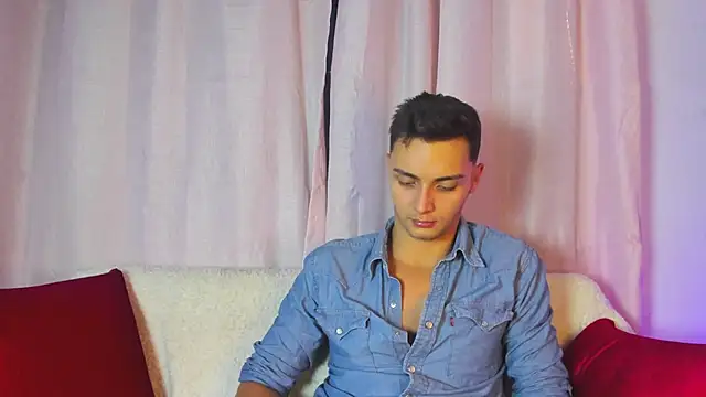 andrewevans46 webcam