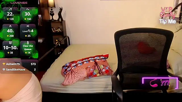 SexyAlawiHugeCOCK webcam