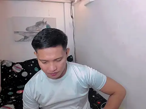 DangerousCharmer webcam