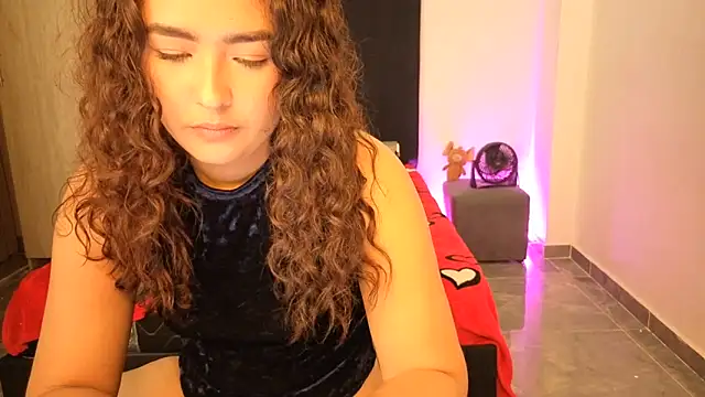 Abby_hernandez