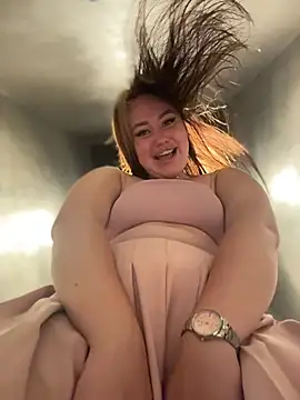 KiraSunshine live sex cam