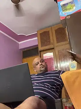 Dick_6inches_Delhi webcam