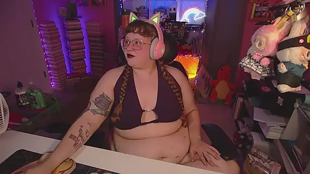 FatVeronica webcam