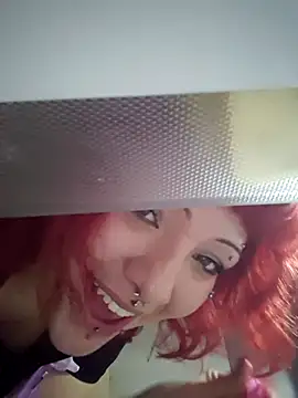 Sarah-Stoner webcam