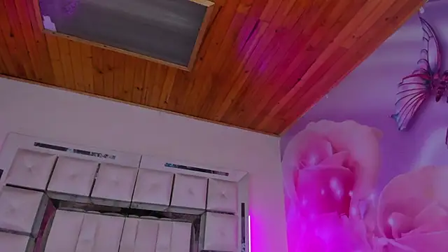 emili_clark webcam