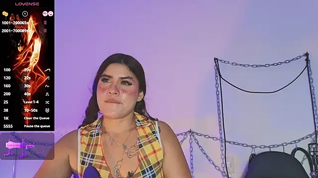 Amyyslave webcam