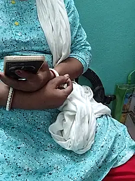 desi_boudi87 webcam