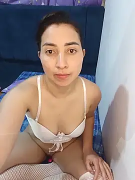 ANGELY_WET_JEET webcam