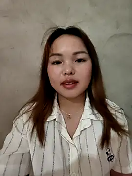 Mina_xYx webcam