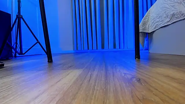 Aleya_Black webcam
