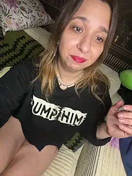 Eze13crybaby webcam