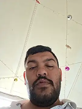AjAj1985 webcam