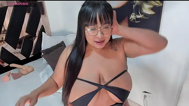 alenajones (F milf) - naked