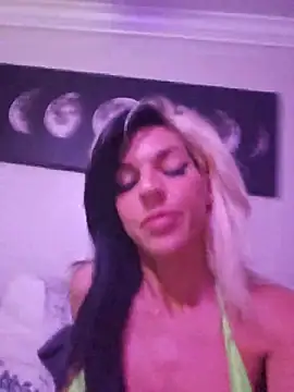 lil_jiggly webcam