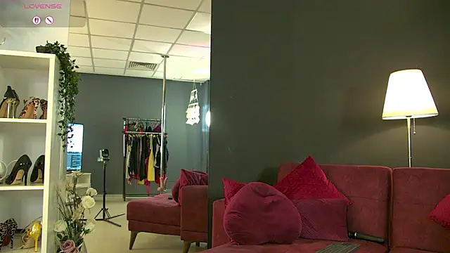 MaddyHeart webcam