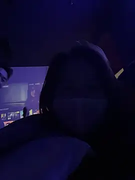 kiss_loo webcam