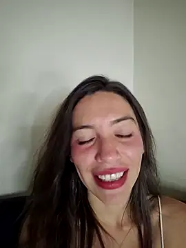 loveuu-bae webcam