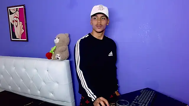 Angel_foxc13 webcam